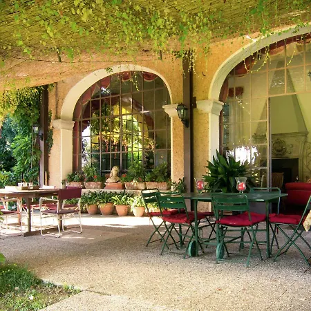 Ferienhaus Monumental Mansion In Crespignaga With Swimming Pool *