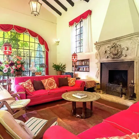 Monumental Mansion In Crespignaga With Swimming Pool Ferienhaus *