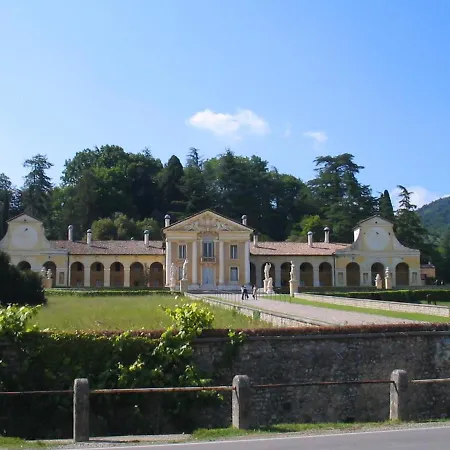 Monumental Mansion In Crespignaga With Swimming Pool Ferienhaus *