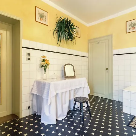 Monumental Mansion In Crespignaga With Swimming Pool Feriehus Maser